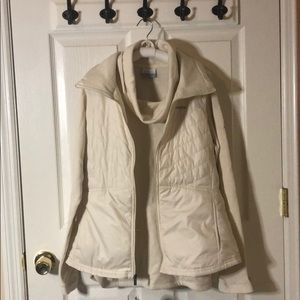 Columbia 2 piece NWT Weekend pullover and vest